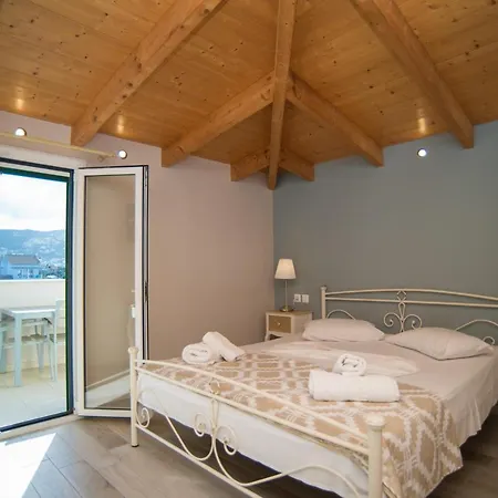 Artemis * Lefkada City